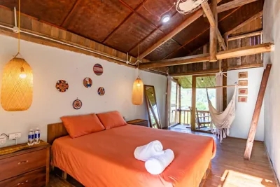 Bungalow avec cour — Toce House Tả van